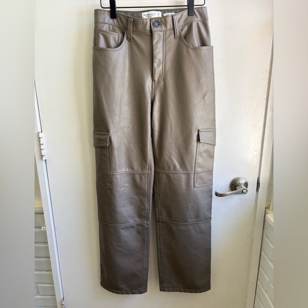 Abercrombie and Fitch Curve Love Vegan Leather 90s Relaxed Pants 6 boho grunge - Picture 2 of 7